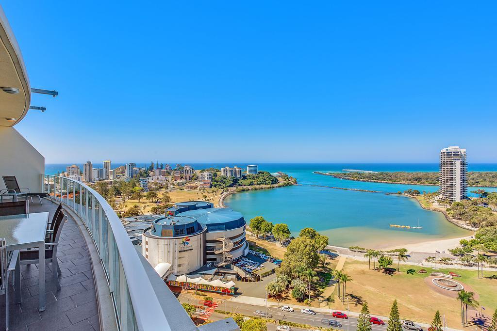 Mantra Twin Towns Hotel Tweed Heads Exterior photo